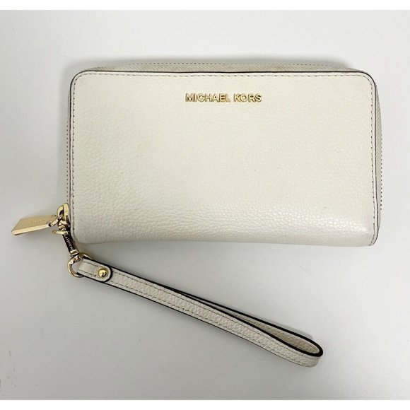 Michael Kors Handbags - Michael Kors Jet Set Travel Phone Wallet Wristlet Off White Leather Cream